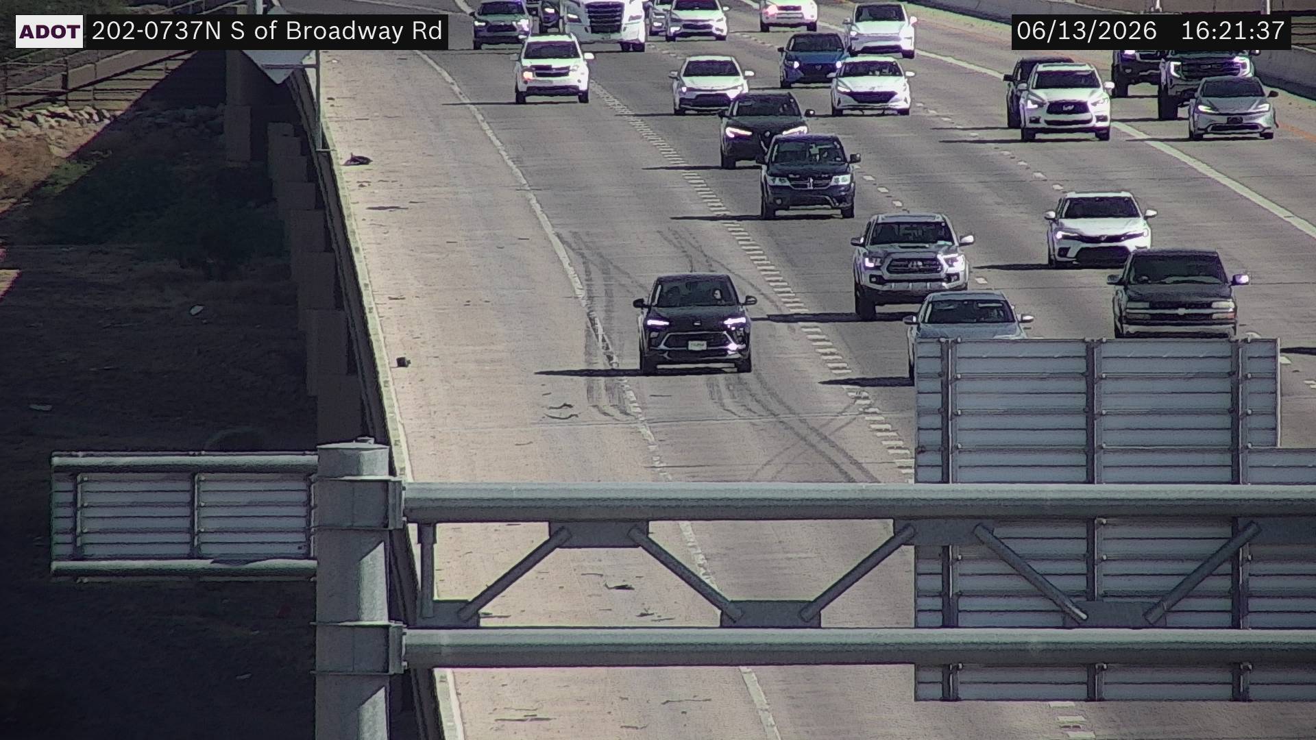 Live snapshot from SR-202 @S of Broadway Rd