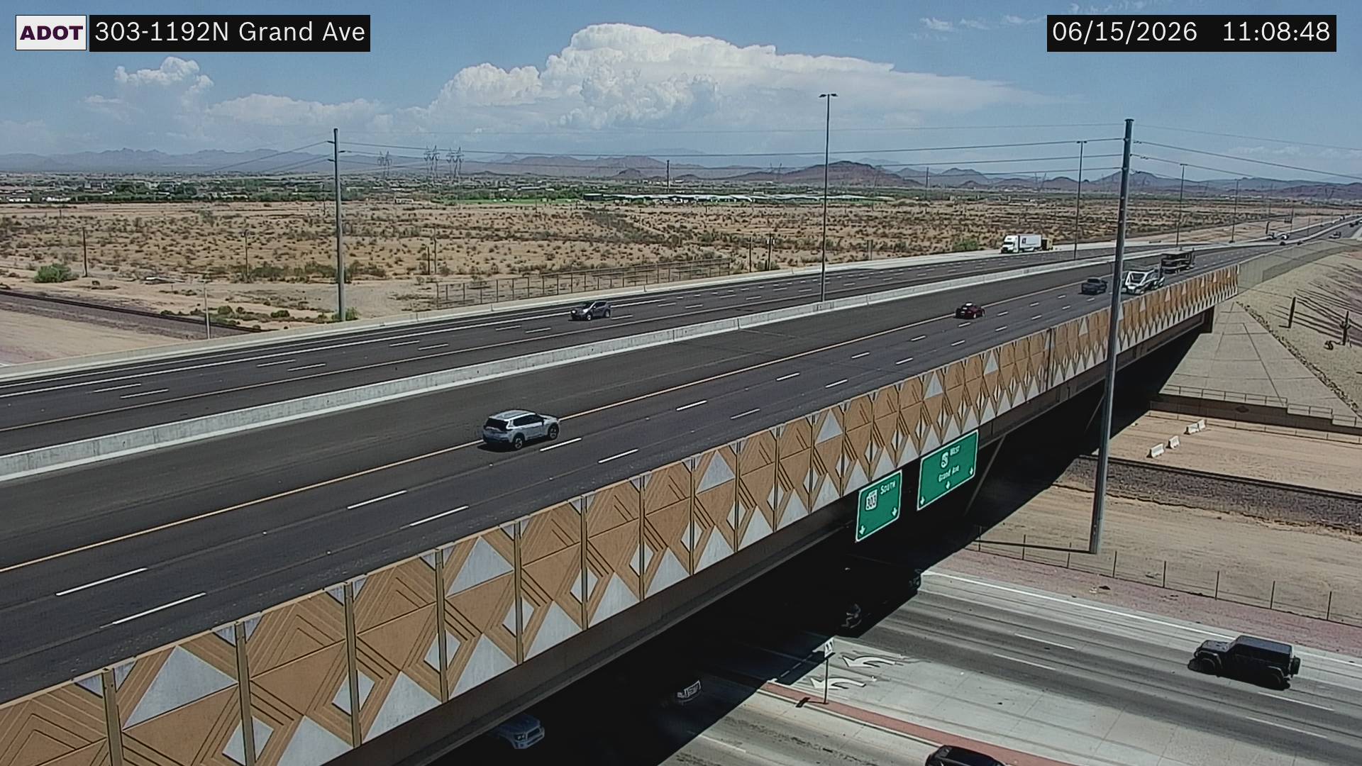 Live snapshot from SR-303 @Grand Ave