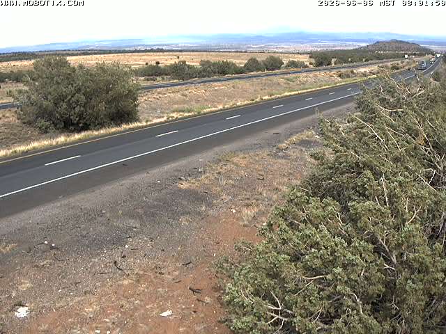 Live snapshot from I-40 @ 132.25