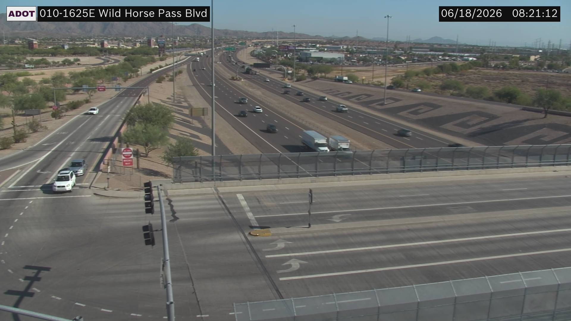 Live snapshot from I-10 @Wild Horse Pass Blvd