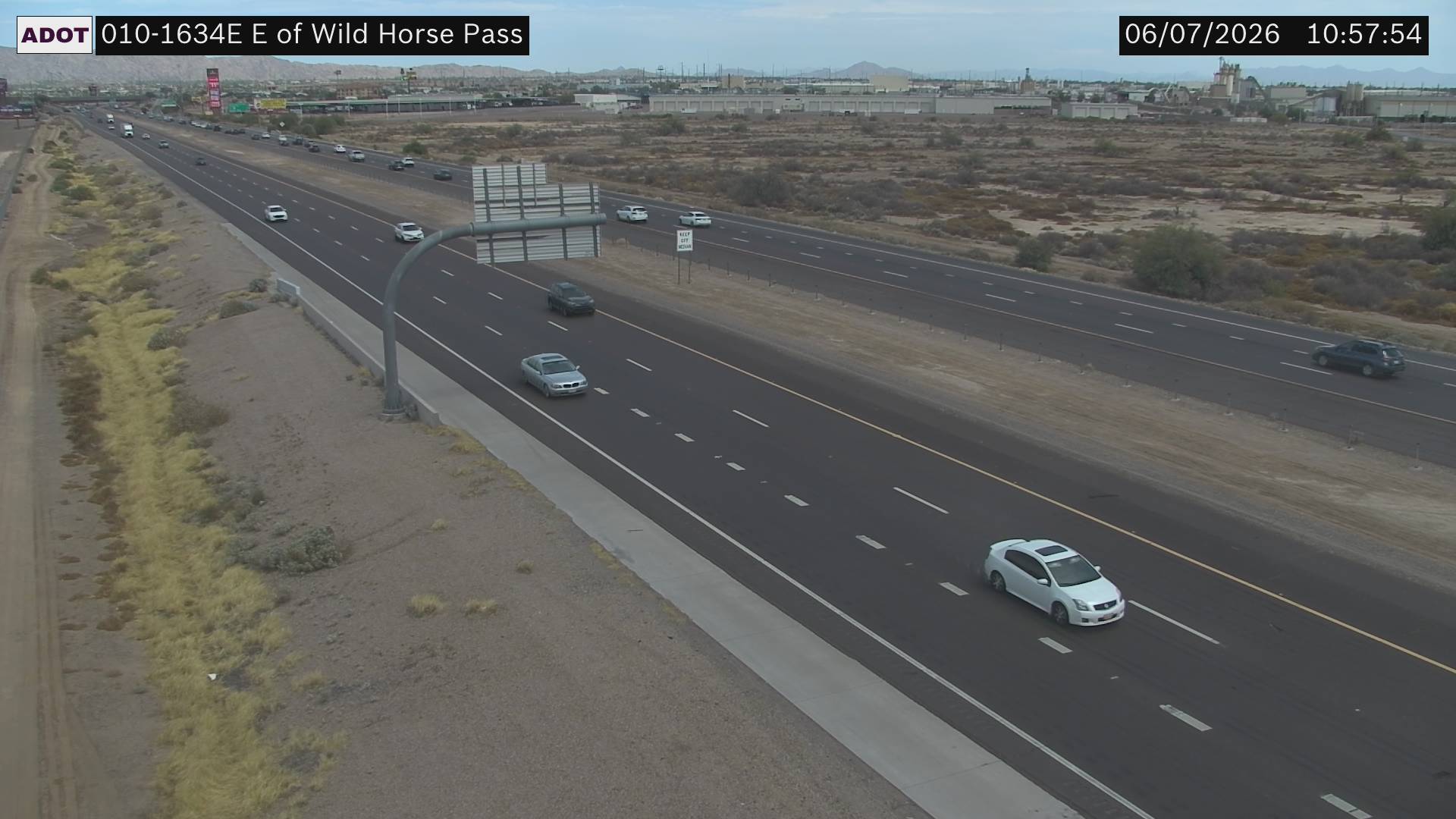 Live snapshot from I-10 @E of Wild Horse Pass