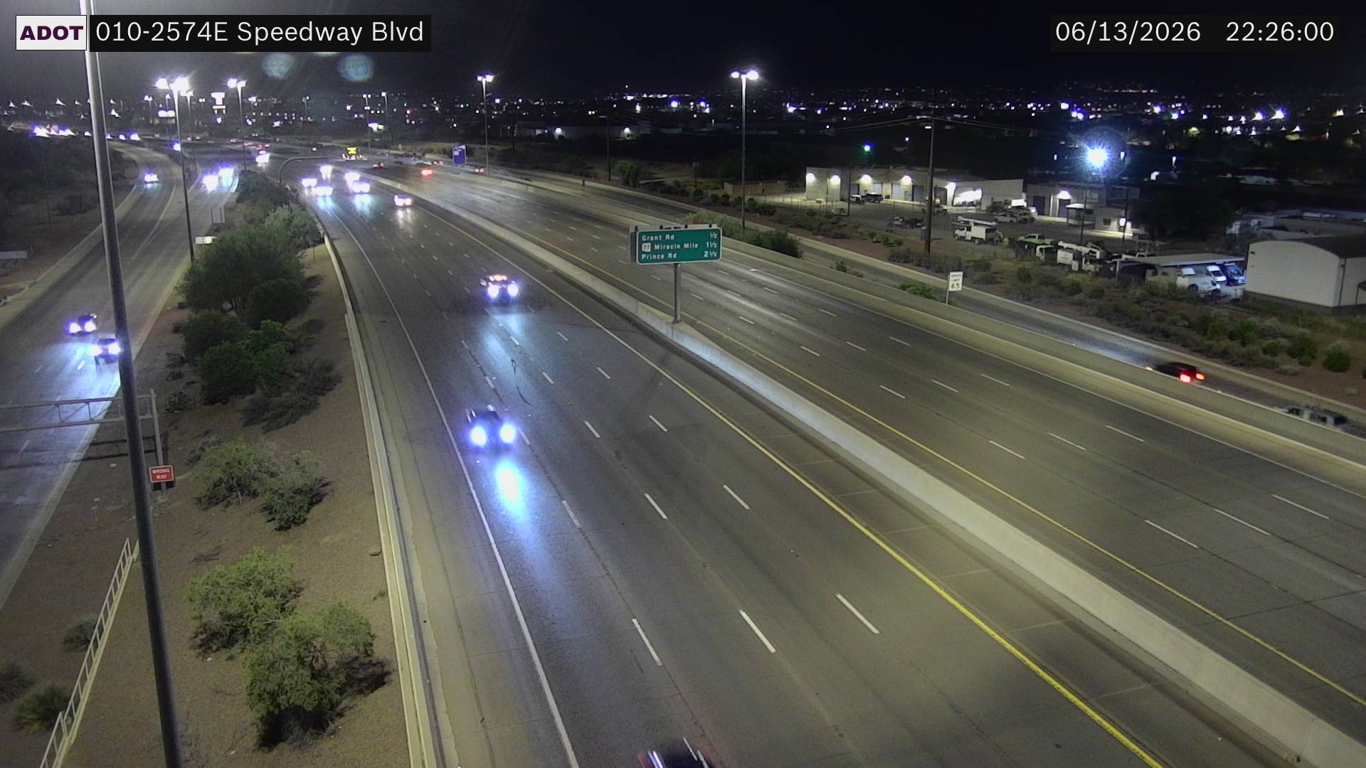 Live snapshot from I-10 @Speedway Blvd