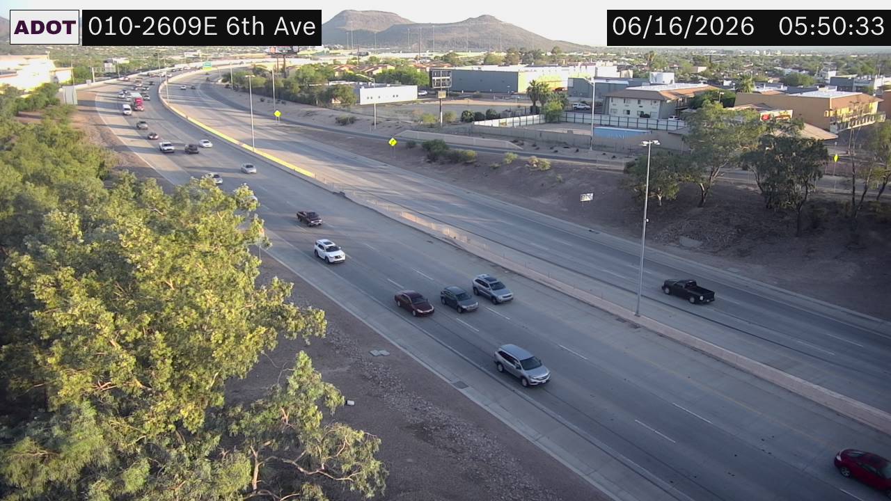 Live snapshot from I-10 @6th Ave