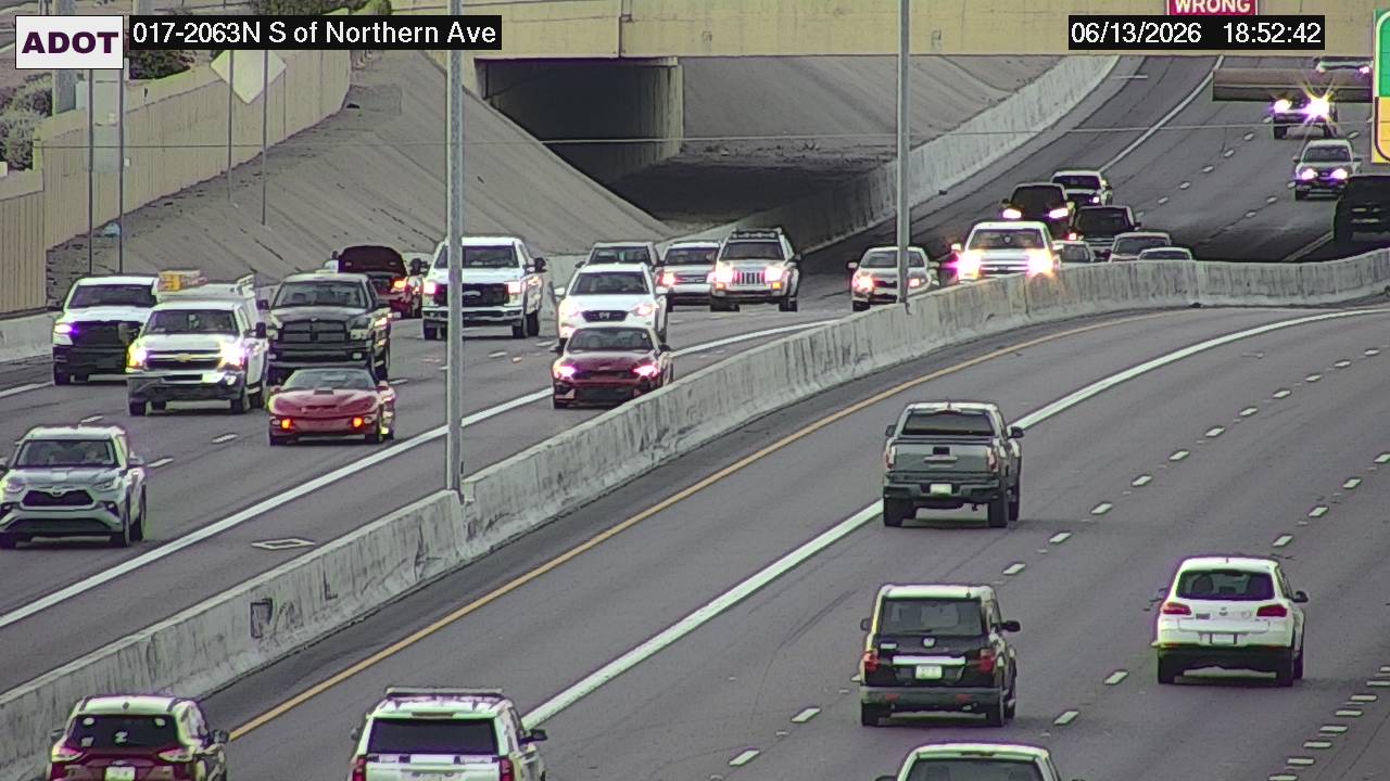 Live snapshot from I-17 @S of Northern Ave