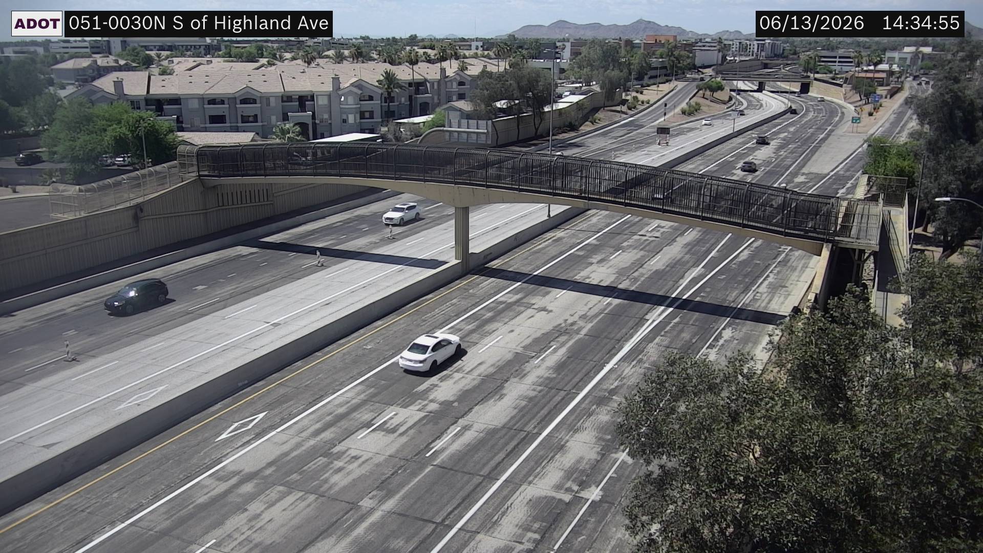 Live snapshot from SR-51 @S of Highland Ave